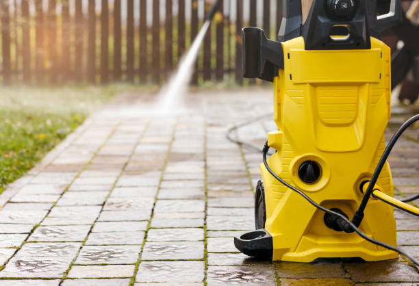 Best Building Exterior Pressure Washing in Newton Falls, OH